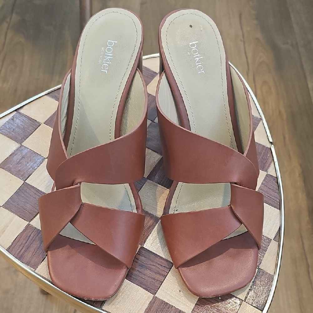 Botkier Brown Mules